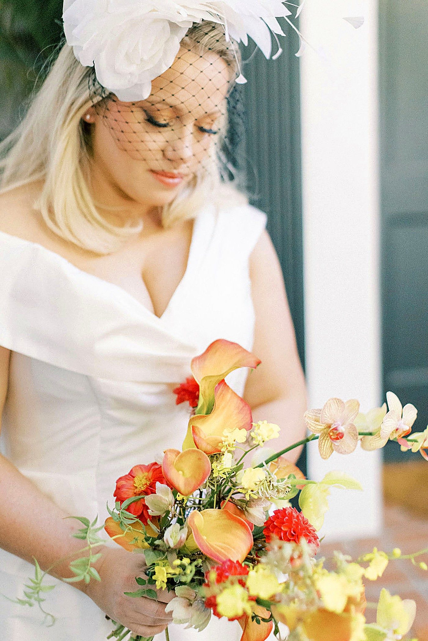 Bridal bouquet & handheld florals